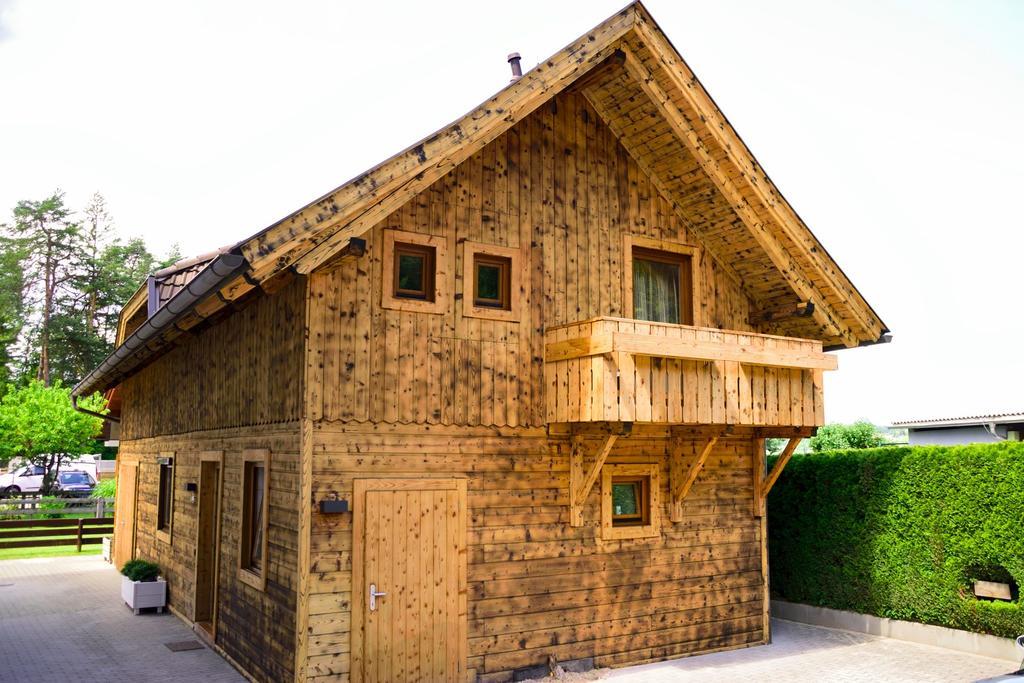 Apart Of Me Ferienhaus Faaker See Villach Zewnętrze zdjęcie